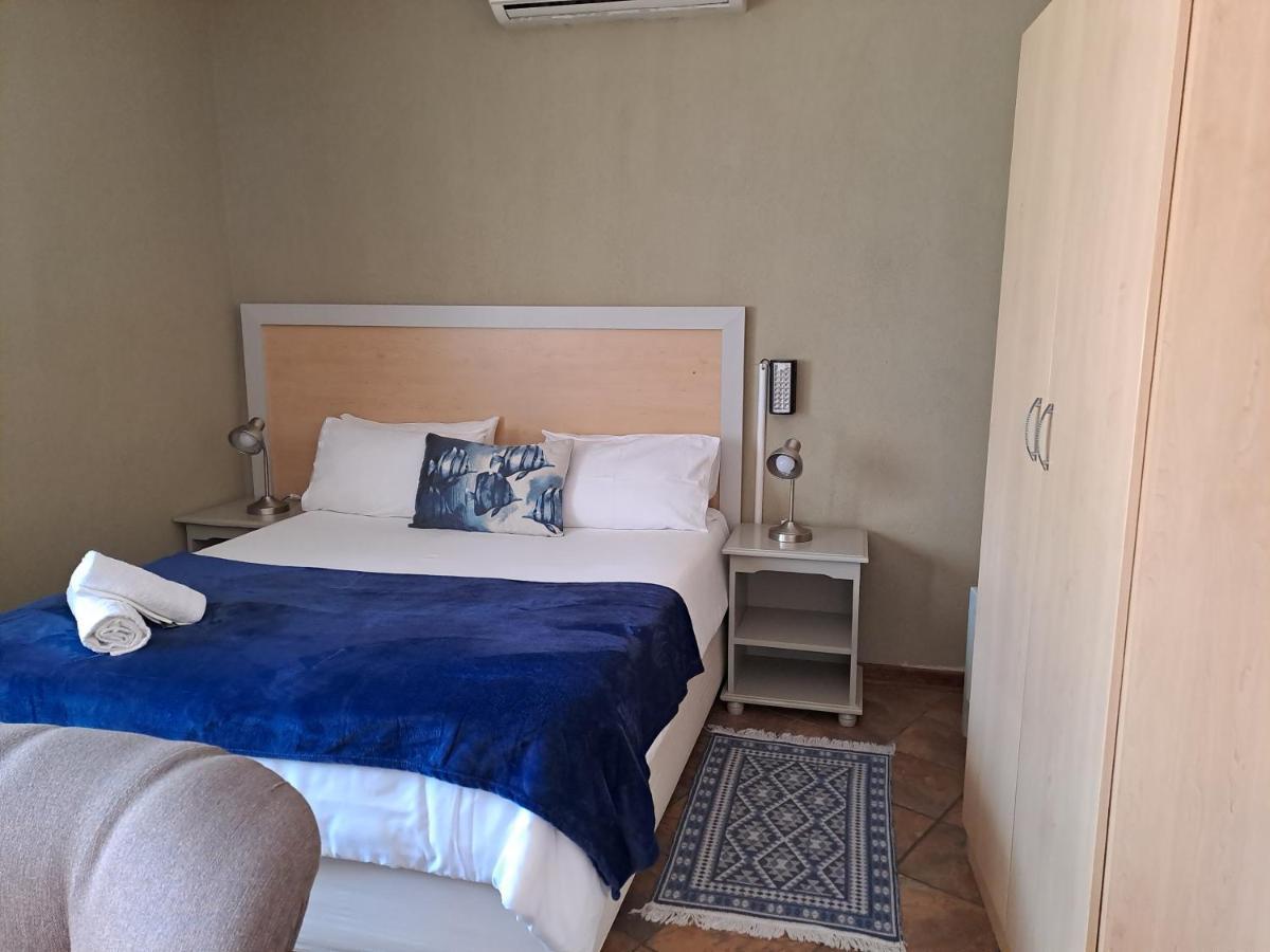 Amigos Bed & Breakfast - No Loadshedding Mbombela ภายนอก รูปภาพ