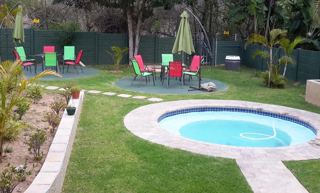 Amigos Bed & Breakfast - No Loadshedding Mbombela ภายนอก รูปภาพ